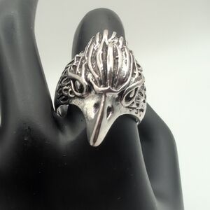 NWOT Silver Toned Eagle Head Ring Stainless Steel